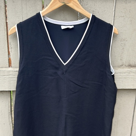 VINCE. V-Neck Striped-Hem Dress | black, white | size 10 - Picture 4 of 5